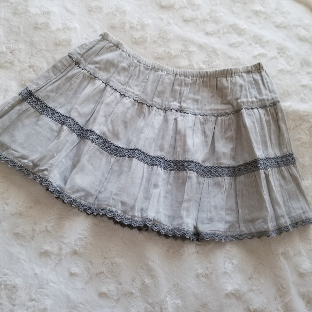 Charlotte Russe Light Gray Tiered Skater Skirt